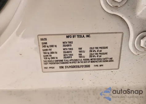 2020 Tesla Model Y z USA, uszkodzony, nr VIN 5YJYGDEE6LF013500